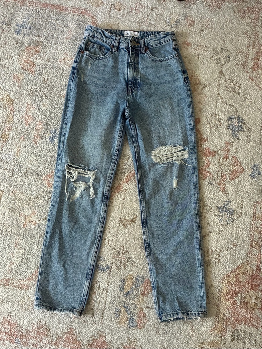 High Rise Light Blue Streetwear Distressed Mom Jeans -Sz 2